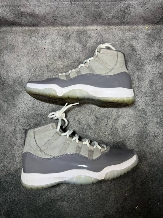 Size 10 | Jordan 11 Cool Grey No Box | Pre-Owned